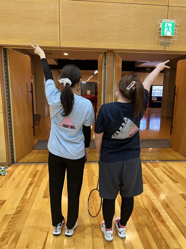 ゆるバドTシャツ