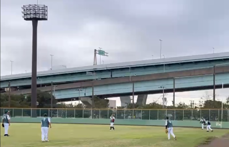 気軽に楽しく草野球してます