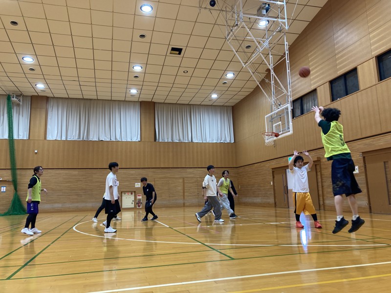みんなで楽しくバスケしよう！　ヨシザワ想造建築　team-SOZO