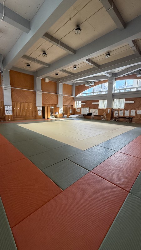 道場広くて冷暖房完備で快適です