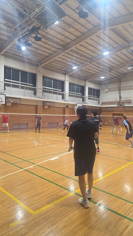 老若男女やってます