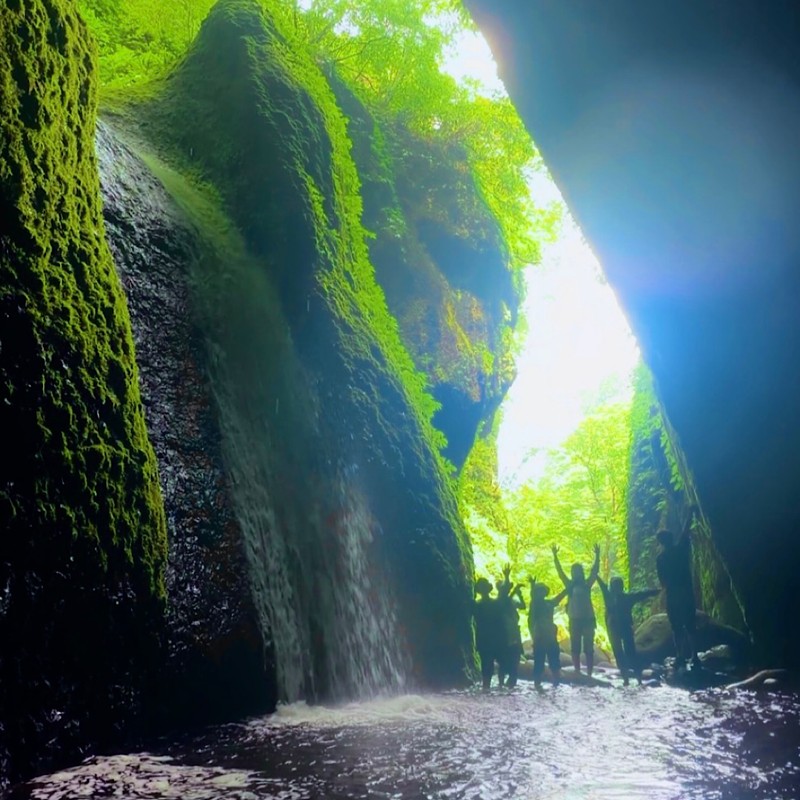 山と石 "YAMATOISHI"