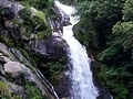 見帰りの滝
